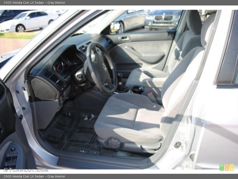 Gray Interior Photo for the 2003 Honda Civic LX Sedan #38856356