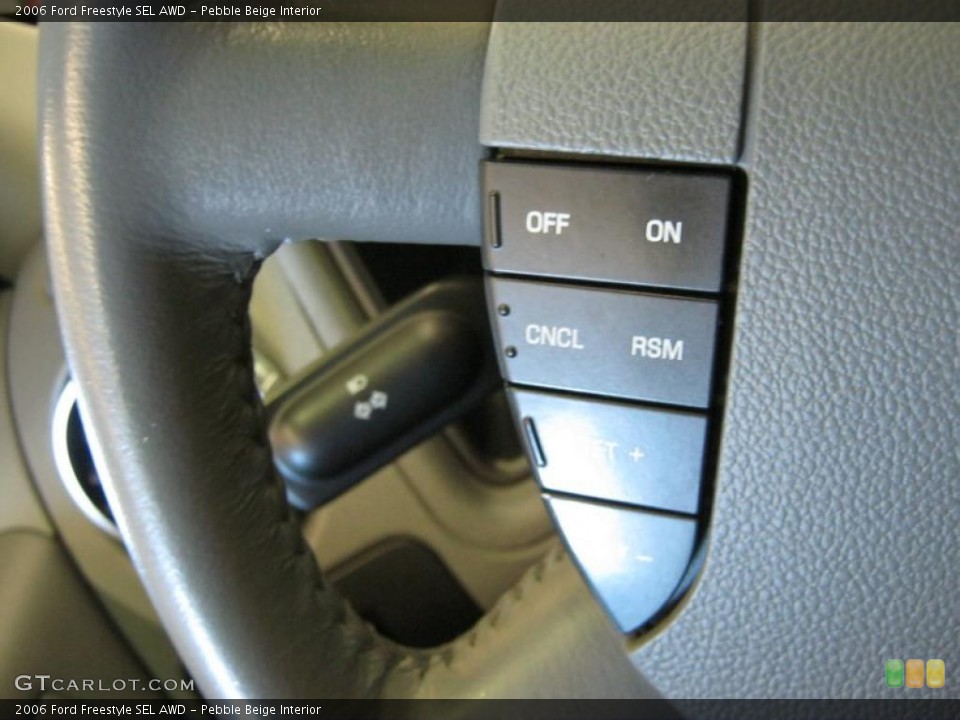 Pebble Beige Interior Controls for the 2006 Ford Freestyle SEL AWD #38856392