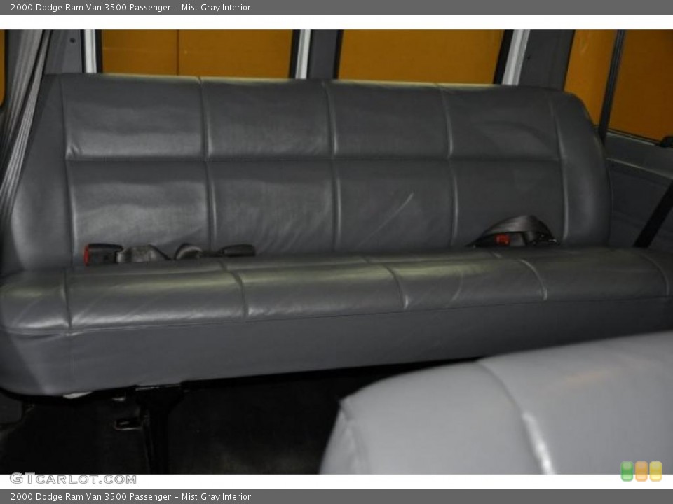 Mist Gray Interior Photo for the 2000 Dodge Ram Van 3500 Passenger #38865164