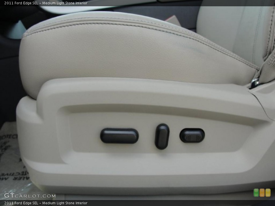 Medium Light Stone Interior Photo for the 2011 Ford Edge SEL #38869136