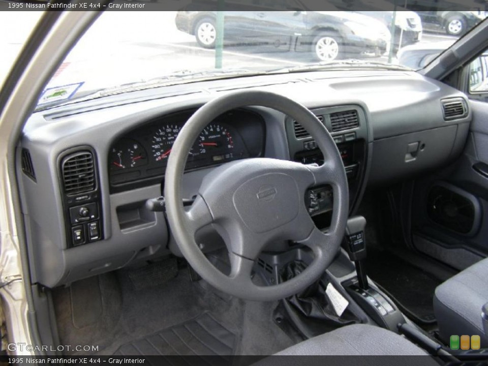 Gray 1995 Nissan Pathfinder Interiors