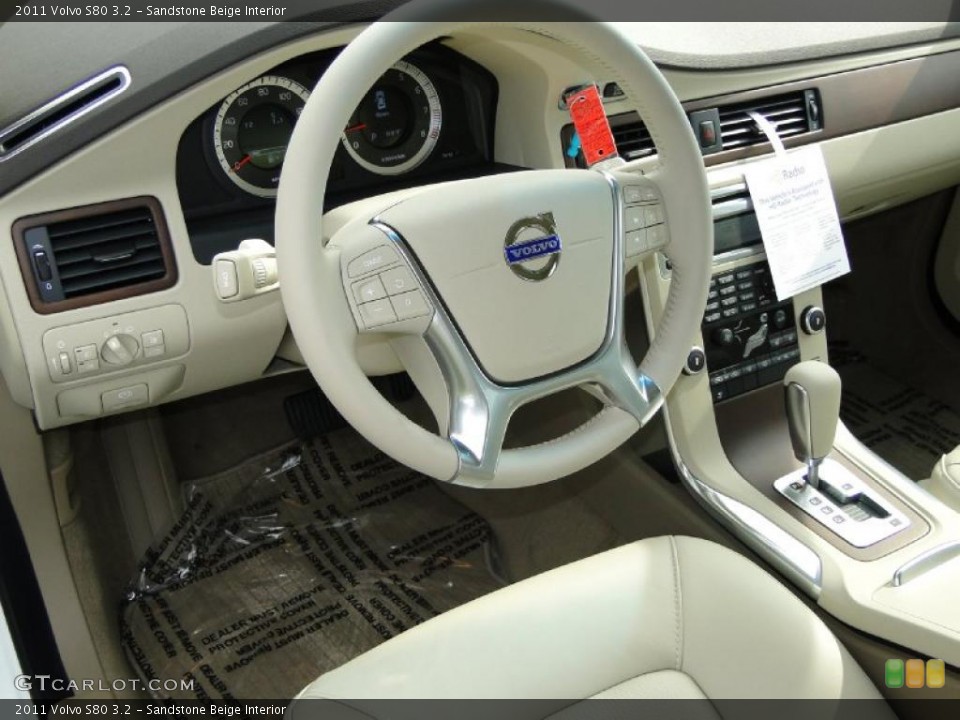 Sandstone Beige Interior Photo for the 2011 Volvo S80 3.2 #38889974