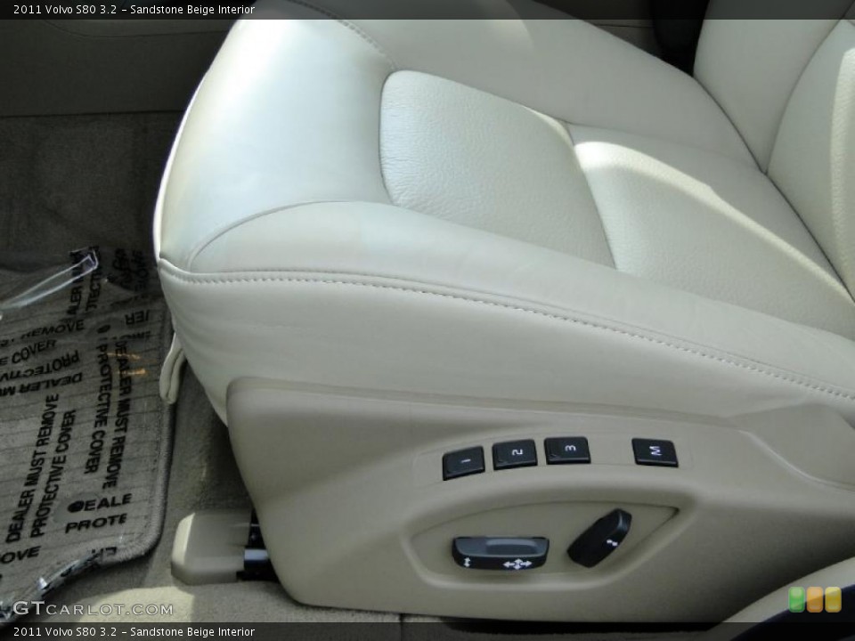 Sandstone Beige Interior Controls for the 2011 Volvo S80 3.2 #38890078