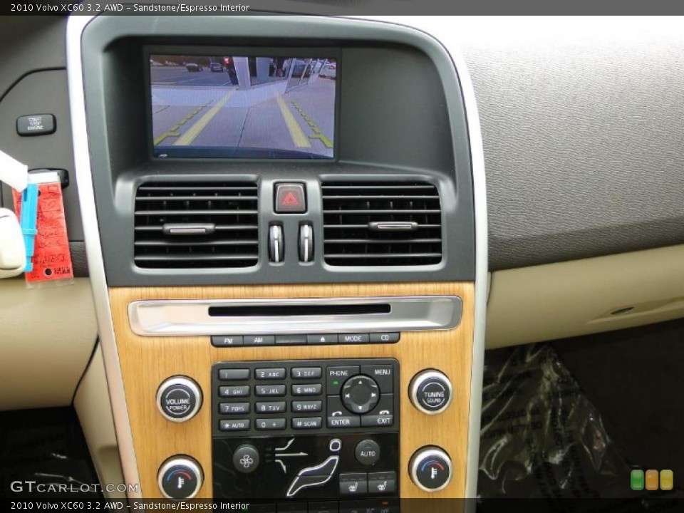 Sandstone/Espresso Interior Navigation for the 2010 Volvo XC60 3.2 AWD #38891134