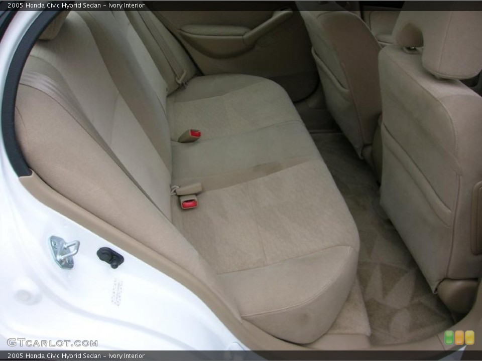 Ivory Interior Photo for the 2005 Honda Civic Hybrid Sedan #38895934