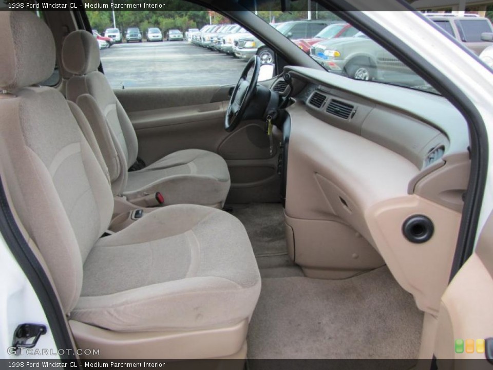Medium Parchment Interior Photo for the 1998 Ford Windstar GL #38895998