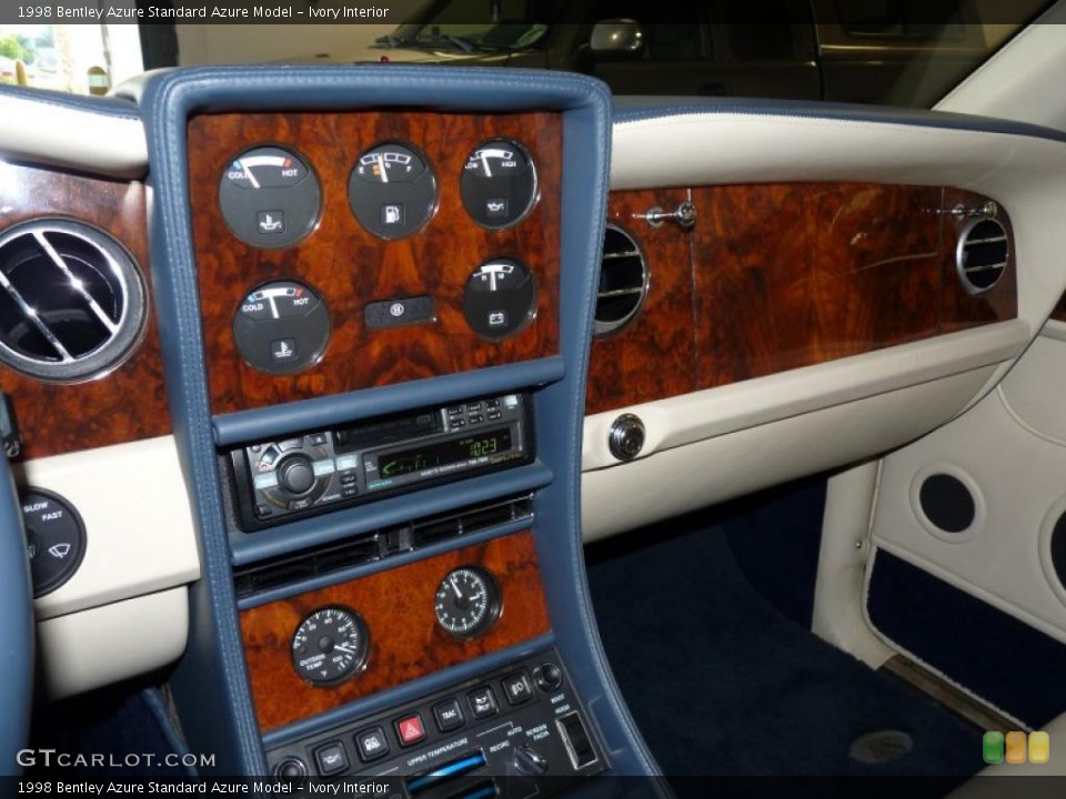 Ivory Interior Controls for the 1998 Bentley Azure  #38898370