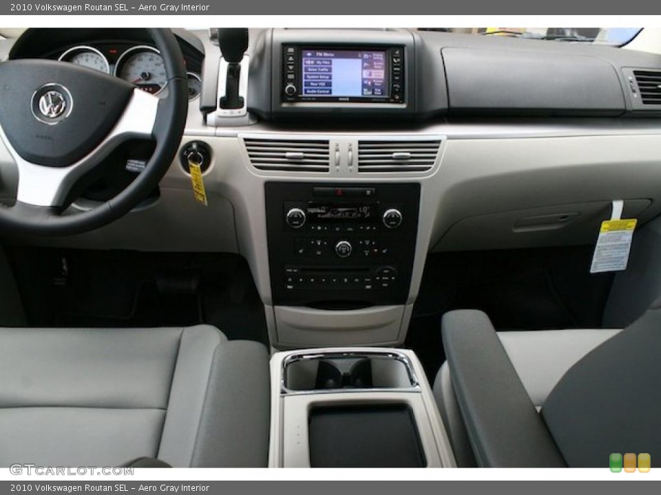 Aero Gray Interior Dashboard for the 2010 Volkswagen Routan SEL #38903742