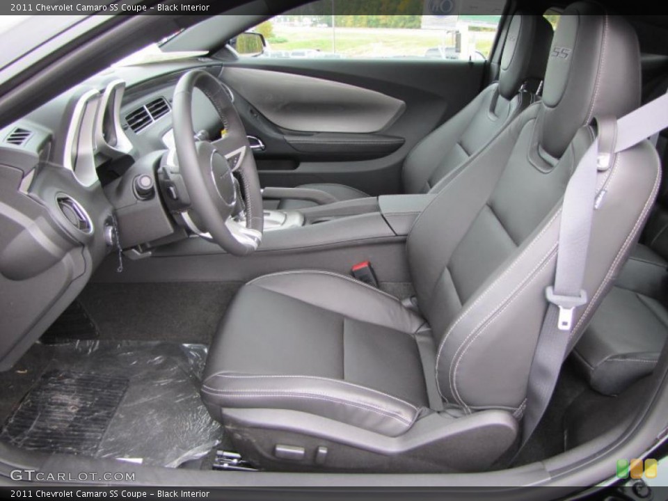 Black Interior Photo for the 2011 Chevrolet Camaro SS Coupe #38907318