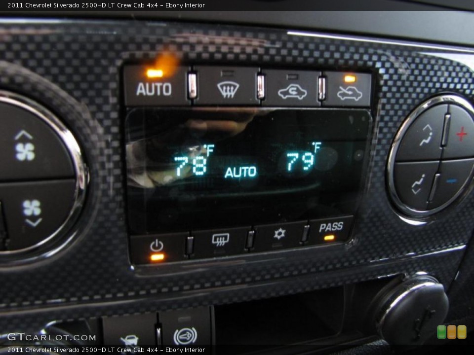 Ebony Interior Controls for the 2011 Chevrolet Silverado 2500HD LT Crew Cab 4x4 #38907802