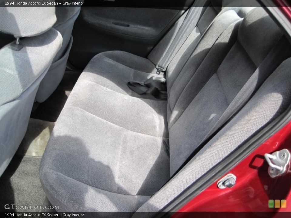 Gray Interior Photo for the 1994 Honda Accord EX Sedan #38908018