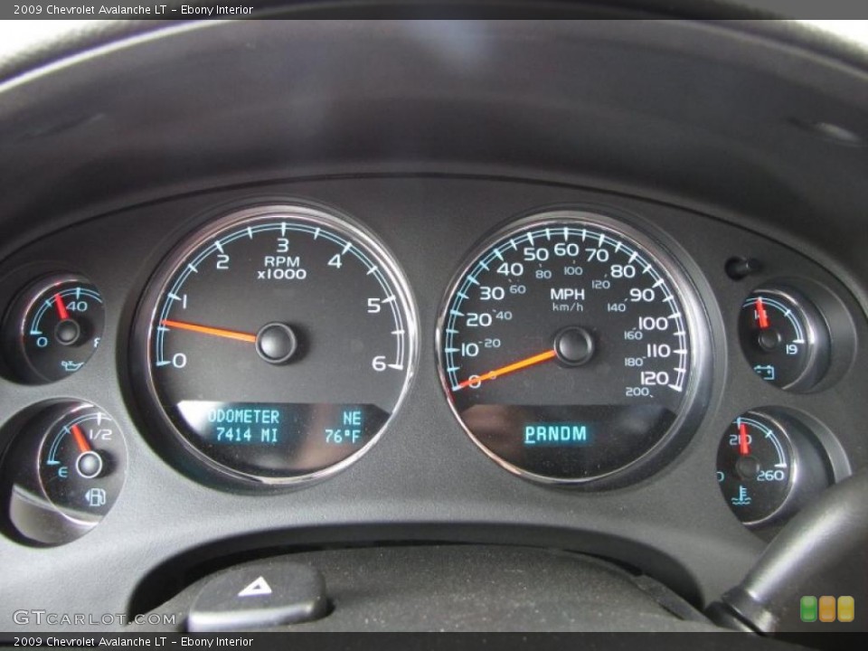 Ebony Interior Gauges for the 2009 Chevrolet Avalanche LT #38909294