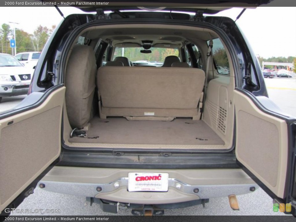 Medium Parchment Interior Trunk for the 2000 Ford Excursion Limited #38911786