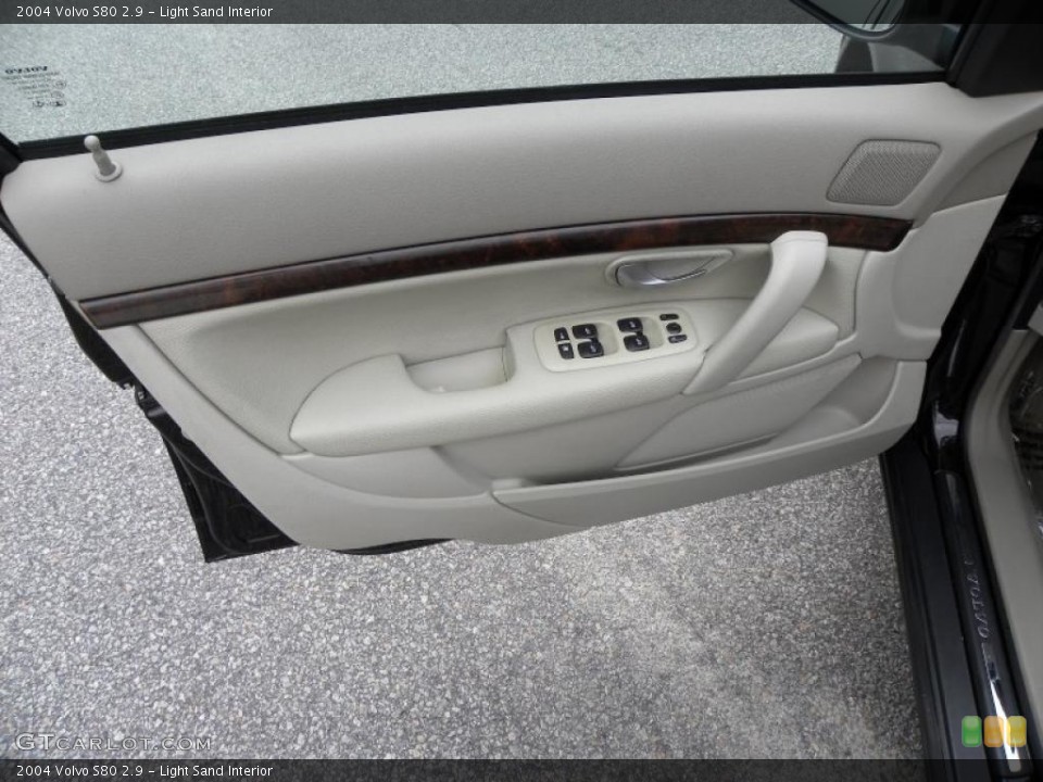 Light Sand Interior Door Panel for the 2004 Volvo S80 2.9 #38912678