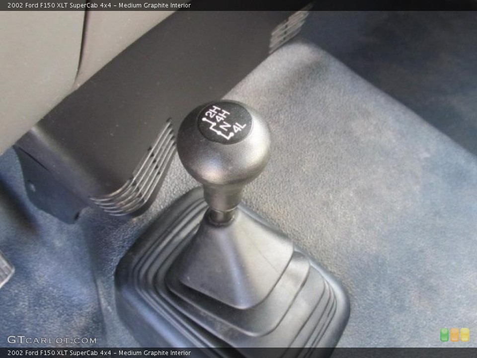 Medium Graphite Interior Controls for the 2002 Ford F150 XLT SuperCab 4x4 #38913198