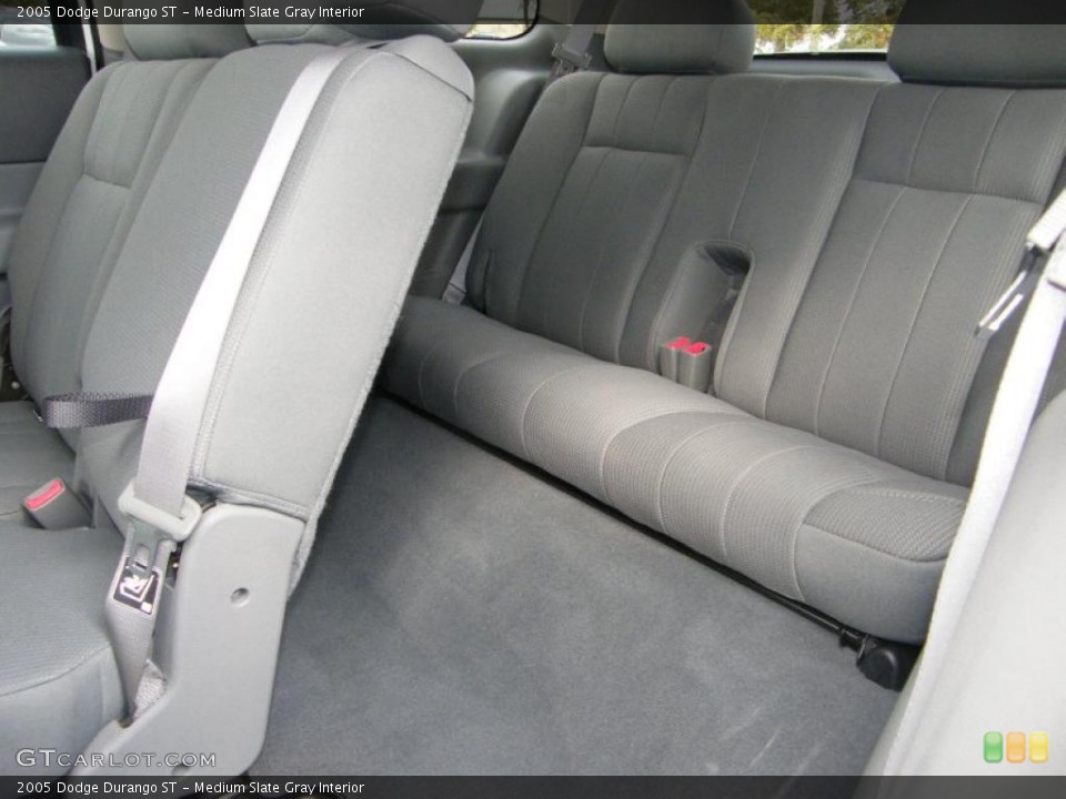 Medium Slate Gray Interior Photo for the 2005 Dodge Durango ST #38916006