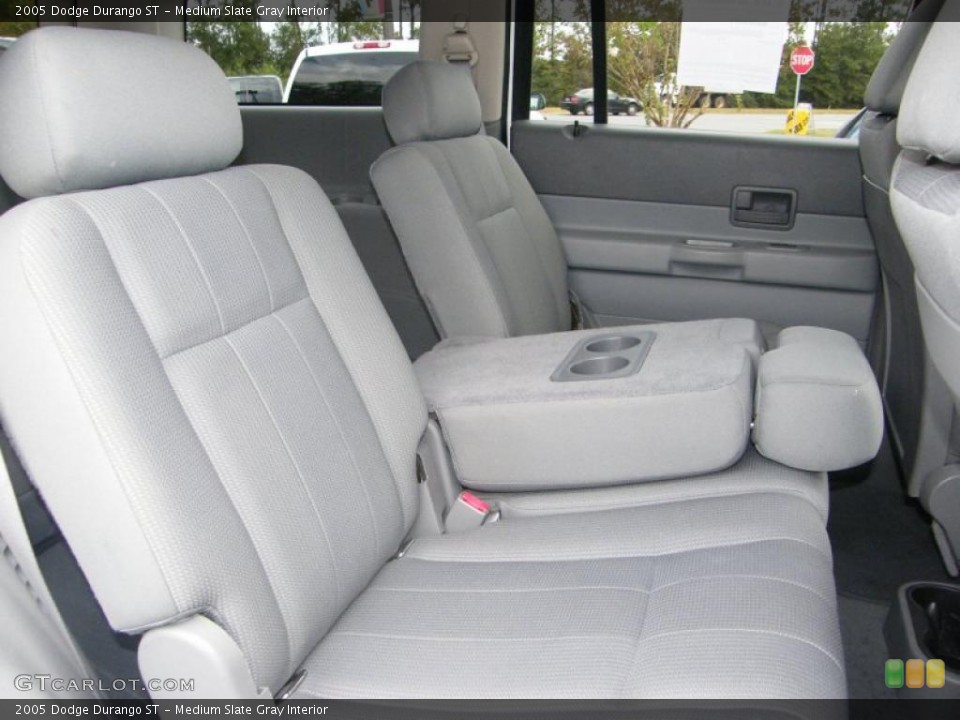 Medium Slate Gray Interior Photo for the 2005 Dodge Durango ST #38916030