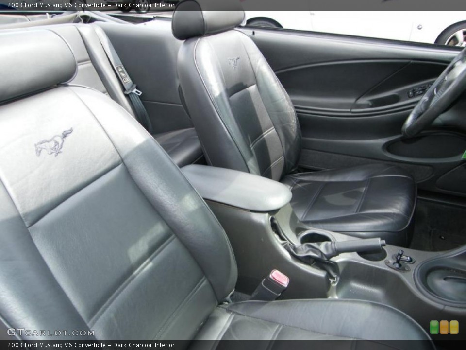 Dark Charcoal Interior Photo for the 2003 Ford Mustang V6 Convertible #38916666