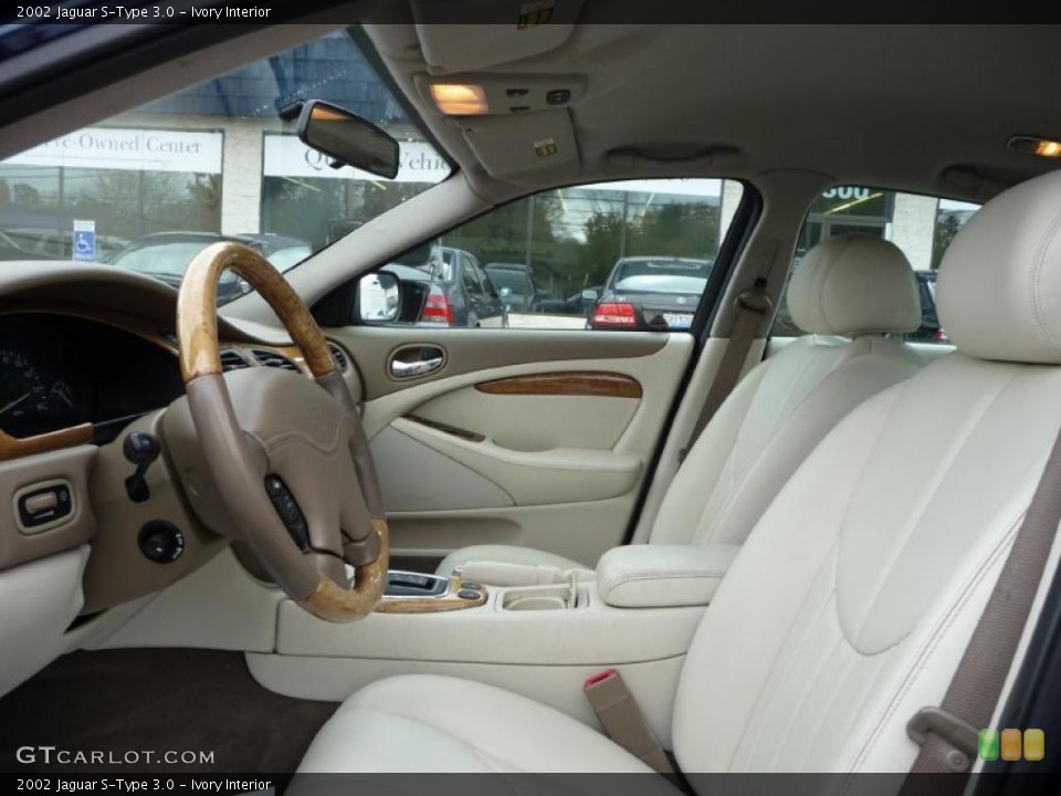Ivory Interior Photo for the 2002 Jaguar S-Type 3.0 #38921898