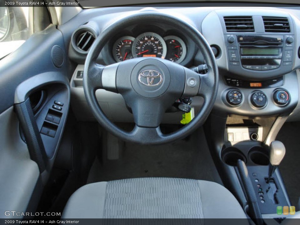 Ash Gray Interior Photo for the 2009 Toyota RAV4 I4 #38922262