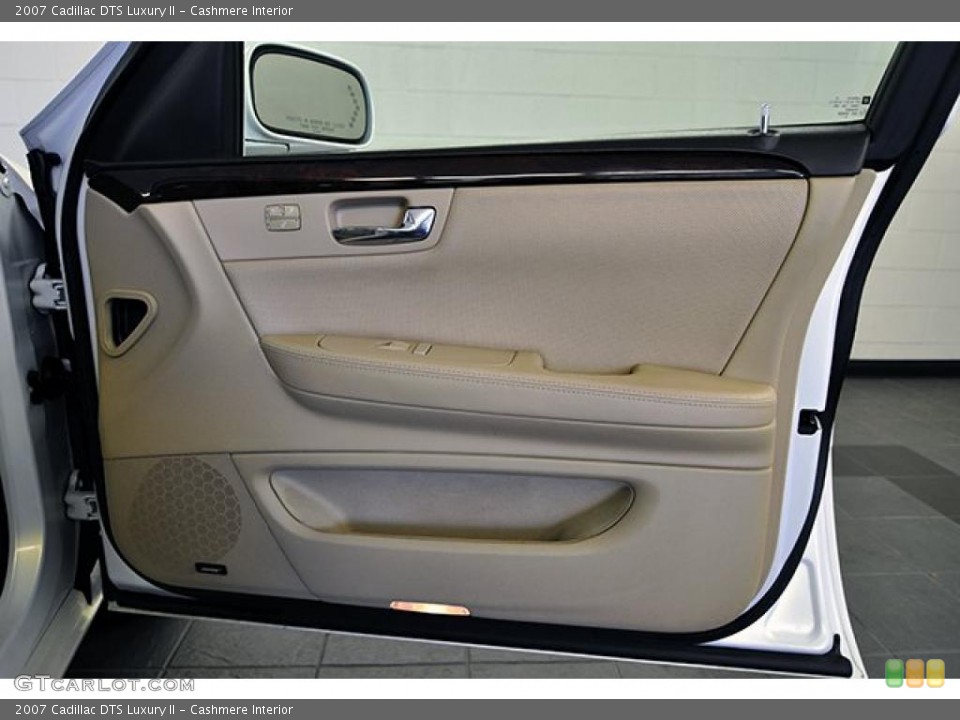 Cashmere Interior Door Panel for the 2007 Cadillac DTS Luxury II #38922665