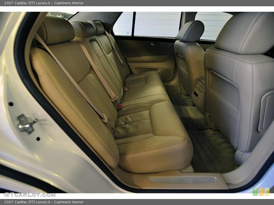 Cashmere Interior Photo for the 2007 Cadillac DTS Luxury II #38922682