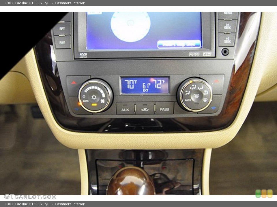 Cashmere Interior Controls for the 2007 Cadillac DTS Luxury II #38923022