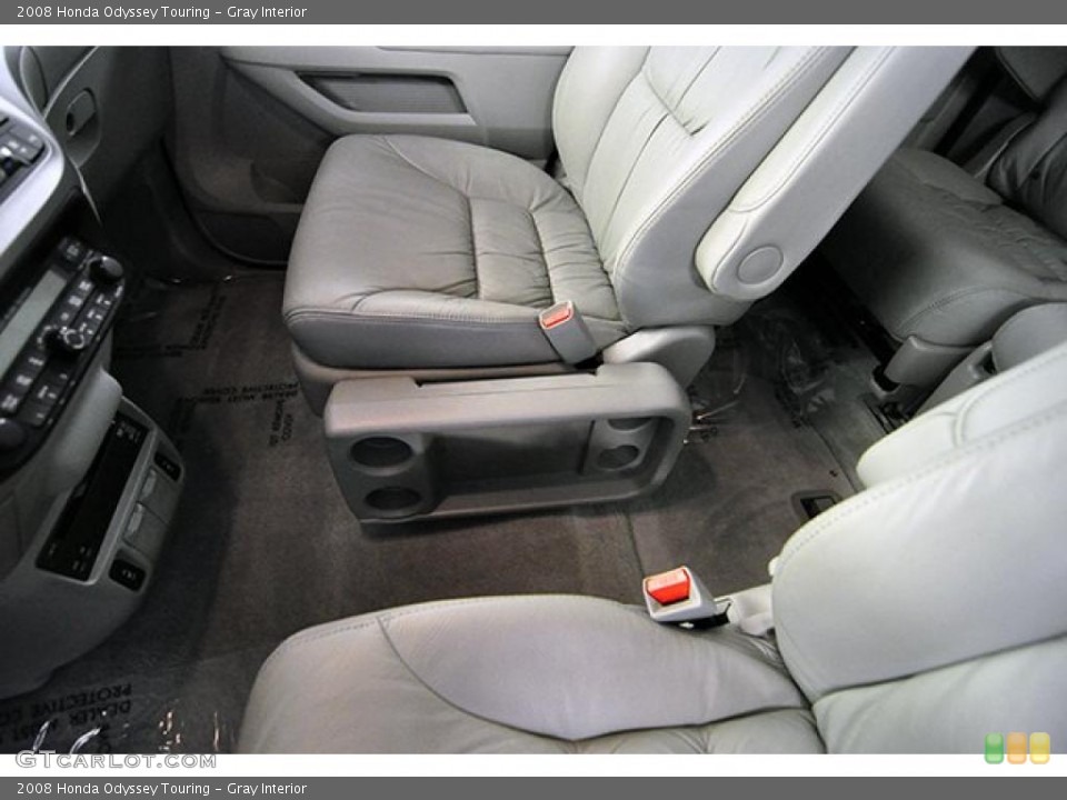 Gray Interior Photo for the 2008 Honda Odyssey Touring #38923806