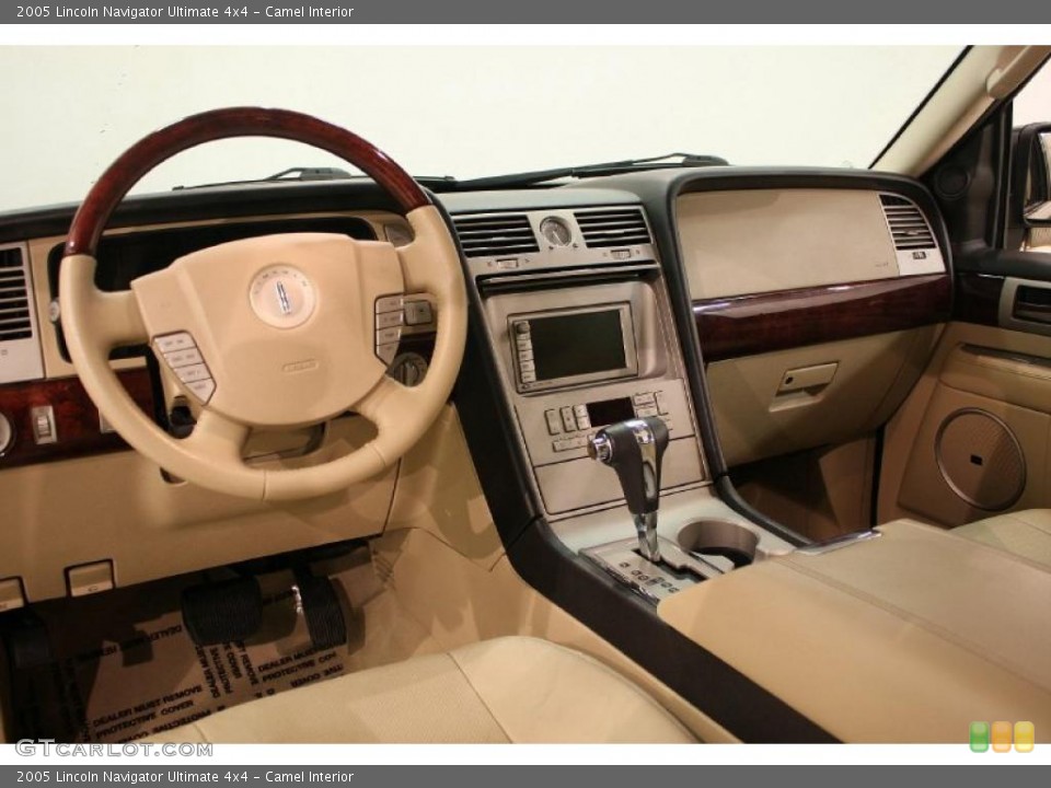 Camel Interior Prime Interior for the 2005 Lincoln Navigator Ultimate 4x4 #38926830
