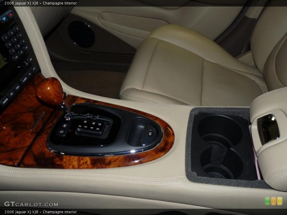 Champagne Interior Controls for the 2006 Jaguar XJ XJ8 #38927374