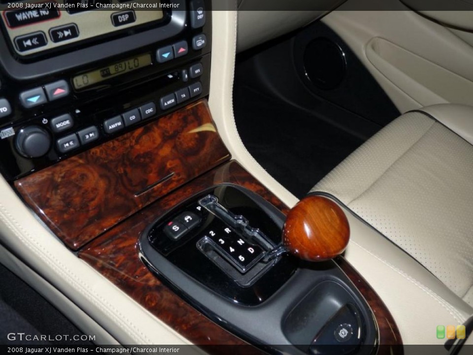 Champagne/Charcoal Interior Controls for the 2008 Jaguar XJ Vanden Plas #38928174