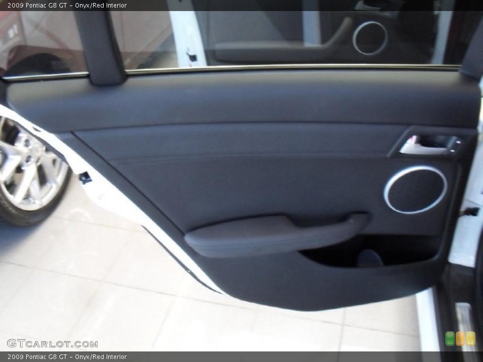 Onyx/Red Interior Door Panel for the 2009 Pontiac G8 GT #38928638