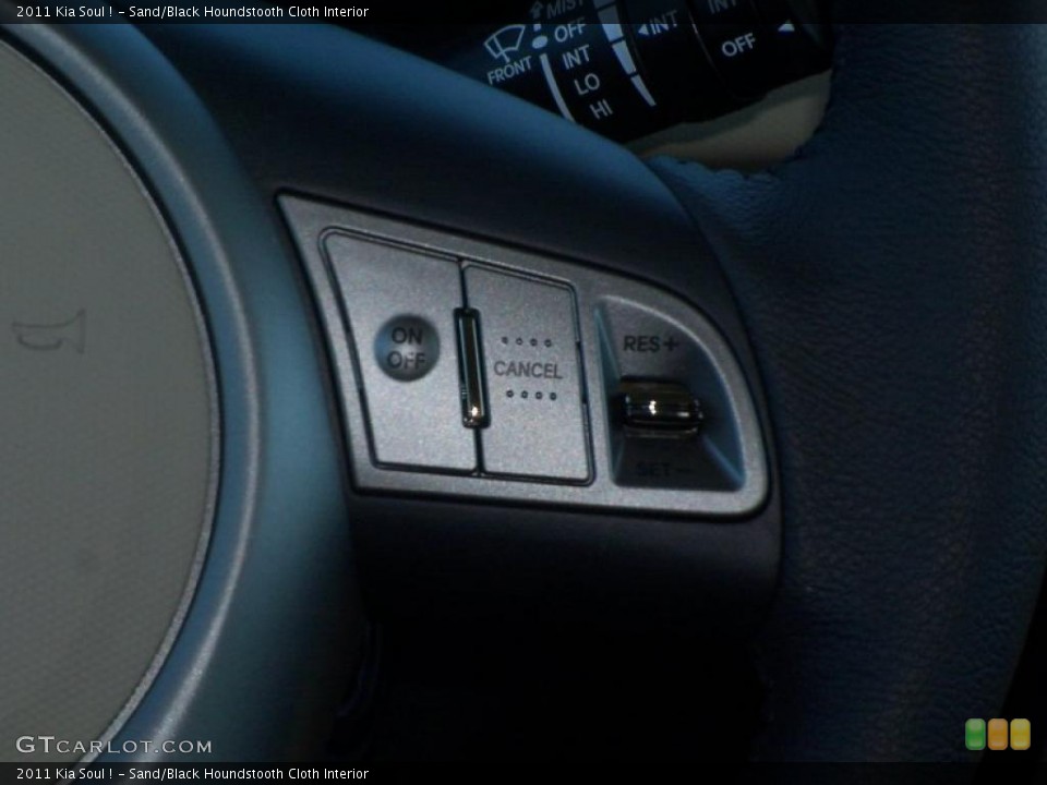 Sand/Black Houndstooth Cloth Interior Controls for the 2011 Kia Soul ! #38930778