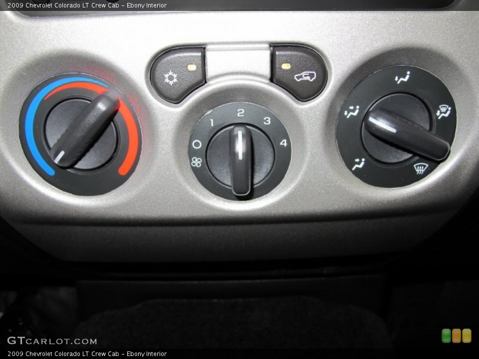 Ebony Interior Controls for the 2009 Chevrolet Colorado LT Crew Cab #38933538