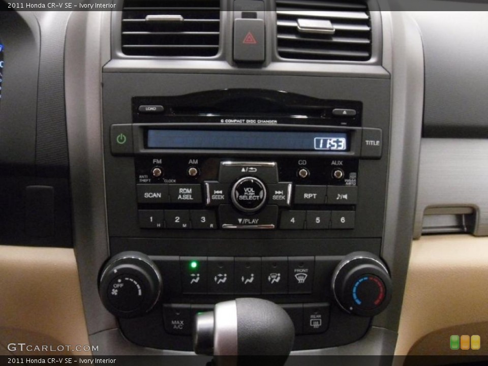 Ivory Interior Controls for the 2011 Honda CR-V SE #38933918