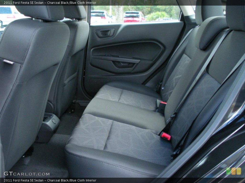 Charcoal Black/Blue Cloth Interior Photo for the 2011 Ford Fiesta SE Sedan #38935702