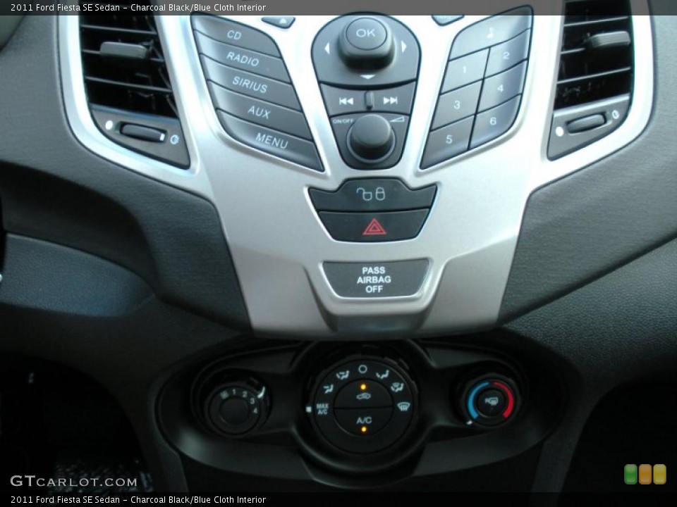 Charcoal Black/Blue Cloth Interior Controls for the 2011 Ford Fiesta SE Sedan #38935746