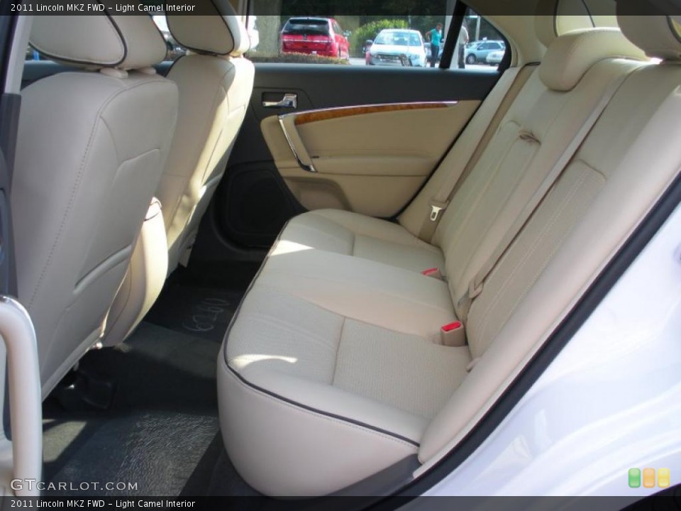 Light Camel Interior Photo for the 2011 Lincoln MKZ FWD #38936294