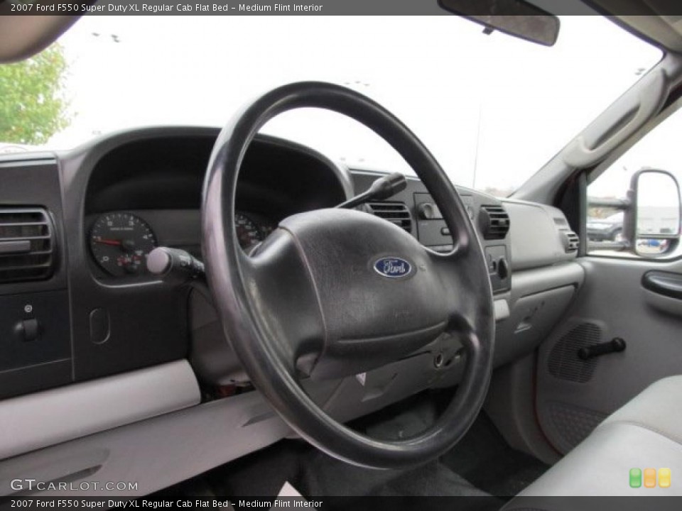Medium Flint Interior Steering Wheel for the 2007 Ford F550 Super Duty XL Regular Cab Flat Bed #38938614