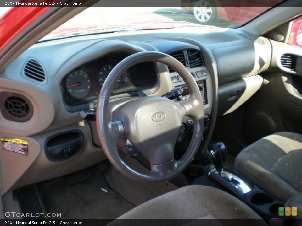 Gray Interior Dashboard for the 2004 Hyundai Santa Fe GLS #38940214