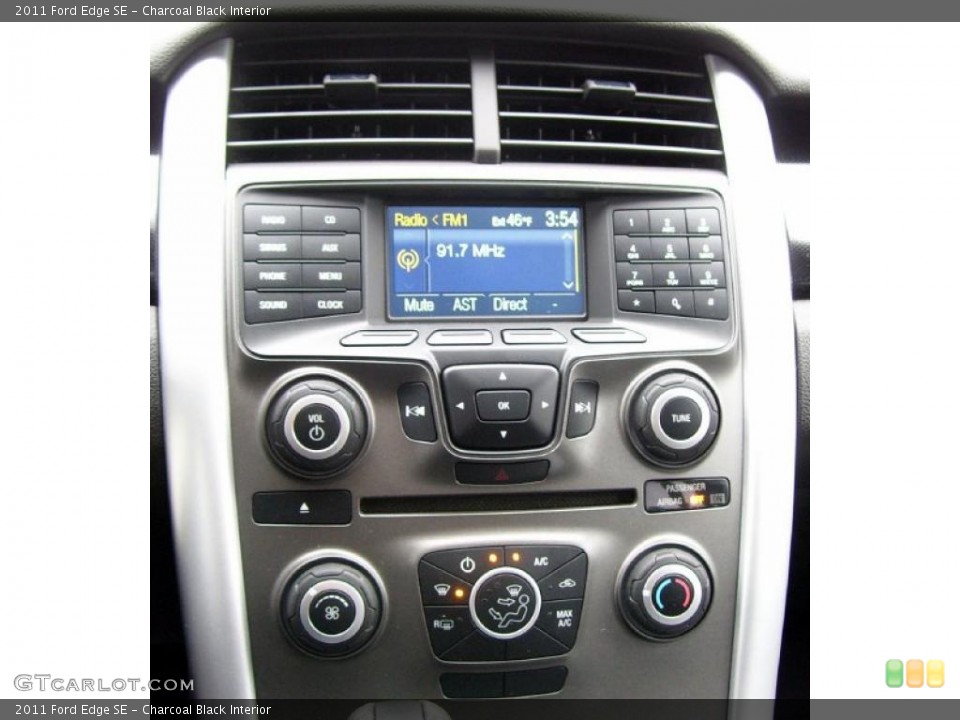 Charcoal Black Interior Controls for the 2011 Ford Edge SE #38940410
