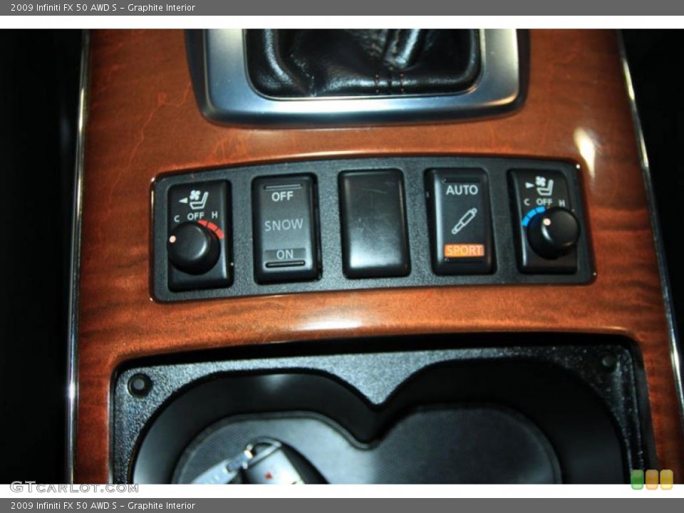 Graphite Interior Controls for the 2009 Infiniti FX 50 AWD S #38940510