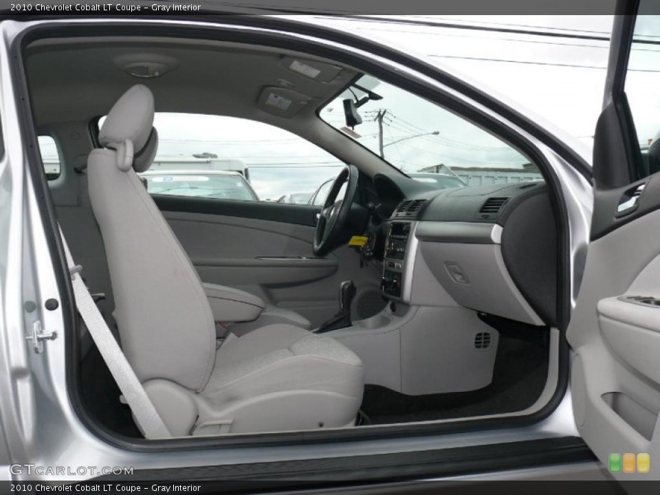Gray Interior Photo for the 2010 Chevrolet Cobalt LT Coupe #38944486