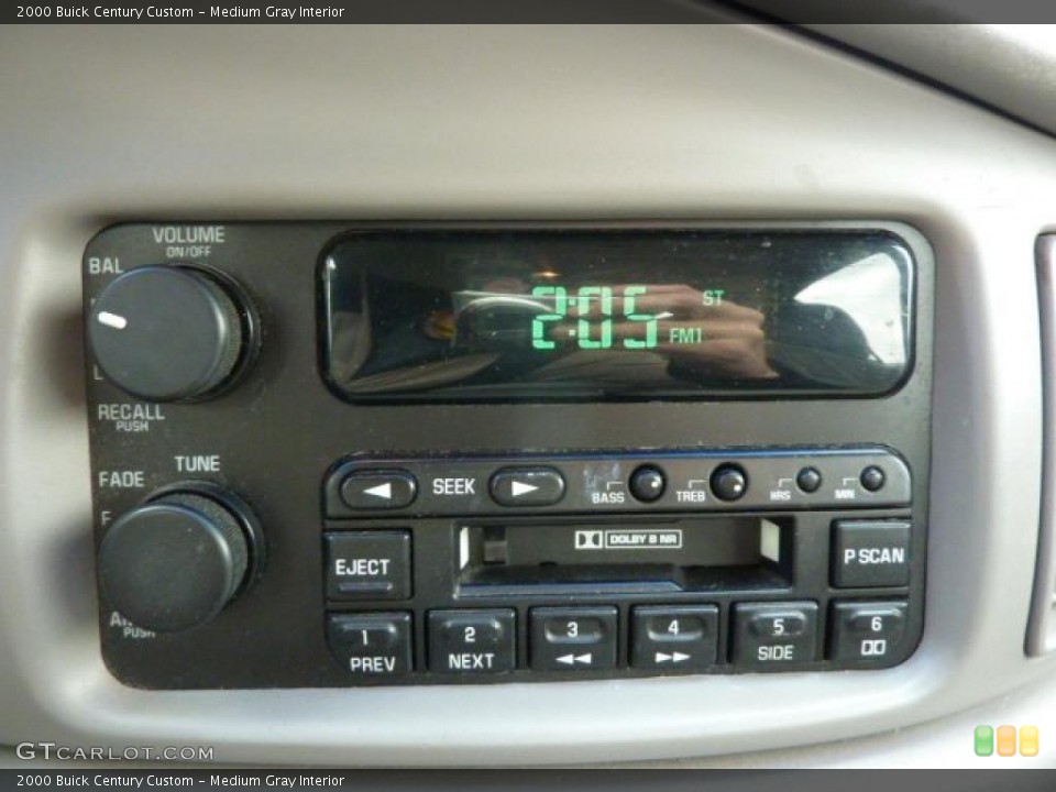 Medium Gray Interior Controls for the 2000 Buick Century Custom #38946334