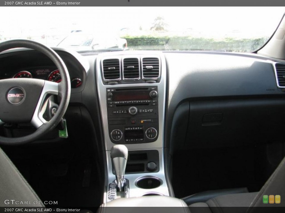 Ebony Interior Dashboard for the 2007 GMC Acadia SLE AWD #38946390