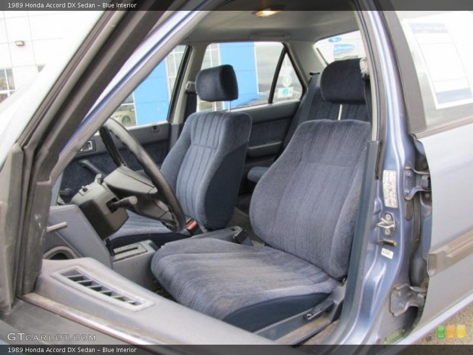 Blue Interior Photo for the 1989 Honda Accord DX Sedan #38949978