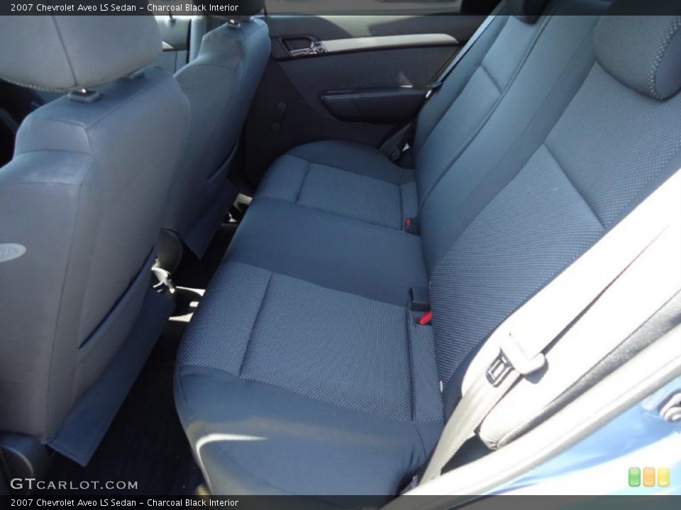 Charcoal Black Interior Photo for the 2007 Chevrolet Aveo LS Sedan #38953614