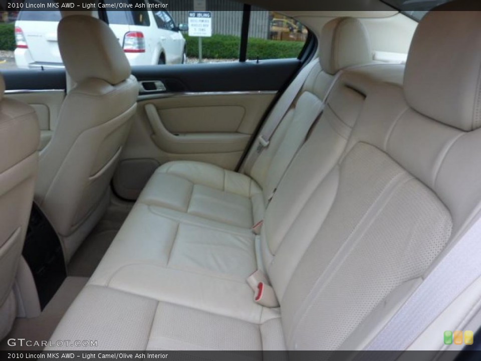 Light Camel/Olive Ash Interior Photo for the 2010 Lincoln MKS AWD #38956670