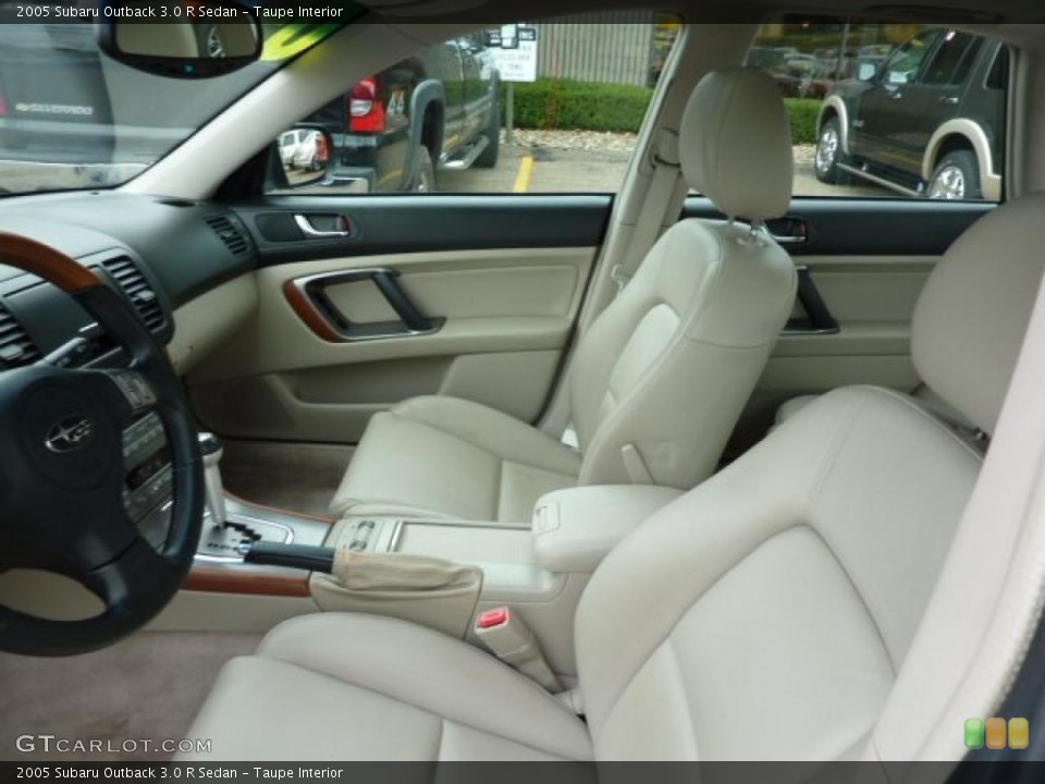 Taupe Interior Photo for the 2005 Subaru Outback 3.0 R Sedan #38958078