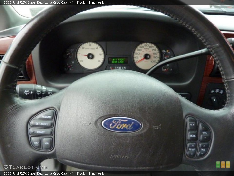 Medium Flint Interior Controls for the 2006 Ford F250 Super Duty Lariat Crew Cab 4x4 #38958782
